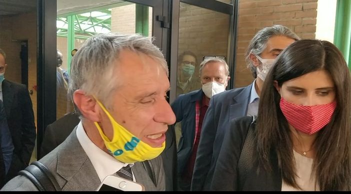 la sindaca Appendino insieme al suo legale Luigi Chiappero la sindaca Appendino insieme al suo legale Luigi Chiappero