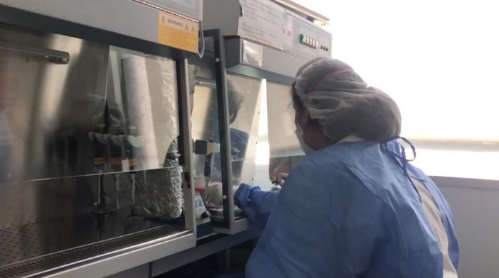 Coronavirus, pronti i kit prodotti &quot;in house&quot; per eseguire i tamponi [VIDEO]