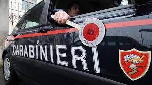 Volpiano, minaccia i proprietari di un bar con una scacciacani: denunciato 64enne Volpiano, minaccia i proprietari di un bar con una scacciacani: denunciato 64enne
