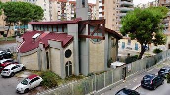 Neonato morto in culla termica Bari, parroco rinviato a giudizio