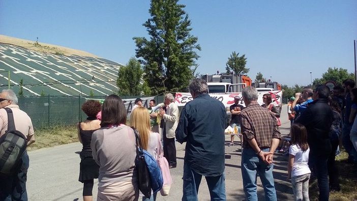 Bertola (M5S): "Occorre verificare la correlazione tra l'aumento di tumori e la discarica di Chivasso" Bertola (M5S): "Occorre verificare la correlazione tra l'aumento di tumori e la discarica di Chivasso"