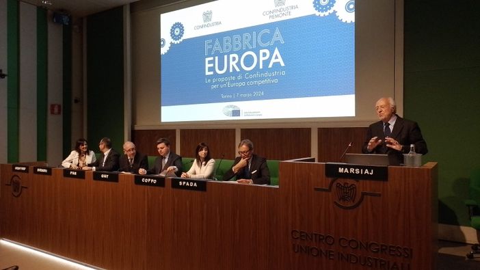 Le fabbriche piemontesi guardano alla nuova Ue: "Infrastutture e sostenibilità" Le fabbriche piemontesi guardano alla nuova Ue: "Infrastutture e sostenibilità"