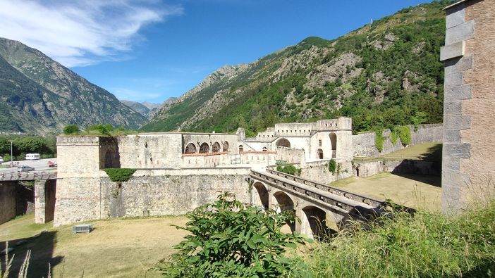 Venite a scoprire l’immensa fortezza albertina incastonata nella Valle Stura di Demonte