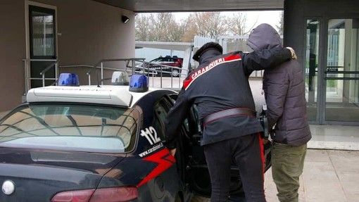 Arrestati dai carabinieri di Rivarolo un 32enne dell’est Europa e un 62enne italiano Arrestati dai carabinieri di Rivarolo un 32enne dell’est Europa e un 62enne italiano