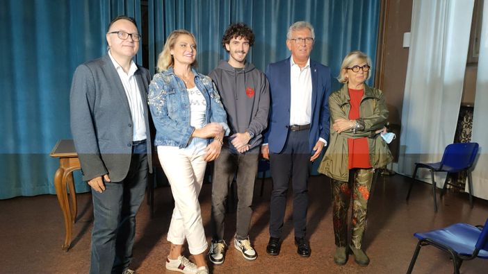 Simona Ventura e Pecco super ospiti a Chivasso per la Festa dei Nocciolini [VIDEO]