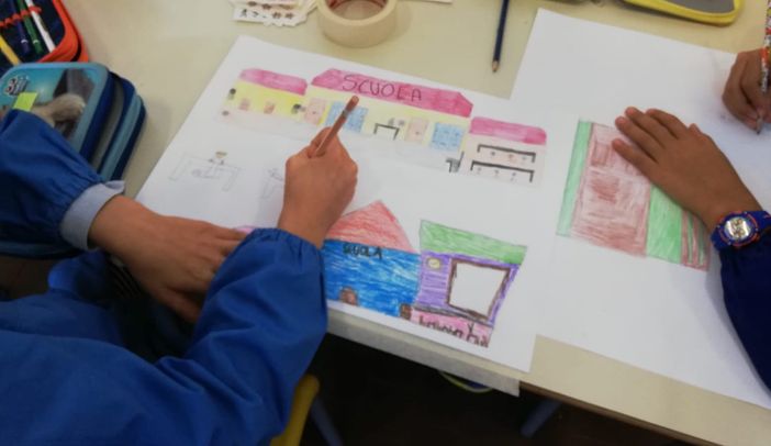 bambini a scuola - foto d'archivio