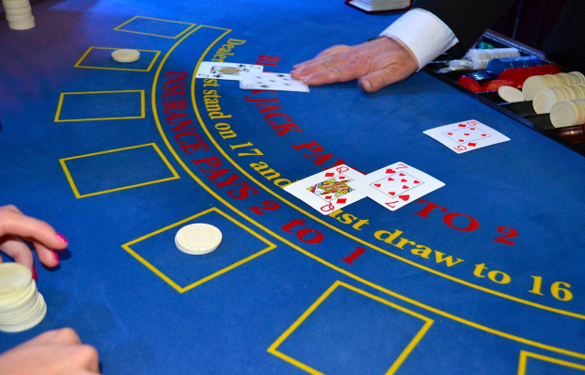 Italia ludica, tutti i giochi inventati nella Penisola: dal tressette alla briscola, fino al primo casinò e al Calcio Storico Fiorentino Italia ludica, tutti i giochi inventati nella Penisola: dal tressette alla briscola, fino al primo casinò e al Calcio Storico Fiorentino