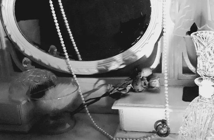 Chieri: la mostra “Nuvole di cipria”, un elogio alla femminilità Chieri: la mostra “Nuvole di cipria”, un elogio alla femminilità