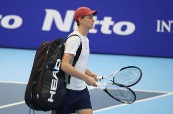 Atp Finals, marea arancione per Sinner: il pubblico 'abbraccia' Jannik prima dell'esordio a Torino