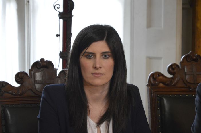 Chiara Appendino sulla Torteria di Chivasso: "Sono dalla parte di chi rispetta le regole" (VIDEO)