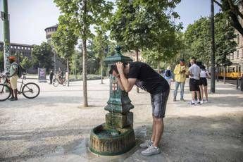 Domenica rovente, continua l'allerta caldo: 11 città da bollino rosso Domenica rovente, continua l'allerta caldo: 11 città da bollino rosso