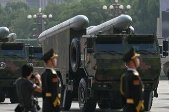 Cina, immagini satellitari rivelano nuova corsa agli armamenti: l'analisi