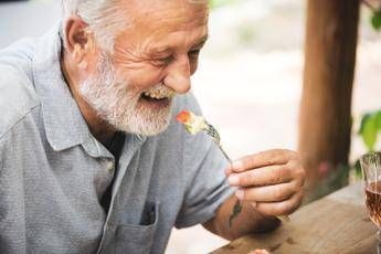 Proteine e dieta dopo i 50 anni, le 3 scelte per proteggere i muscoli Proteine e dieta dopo i 50 anni, le 3 scelte per proteggere i muscoli