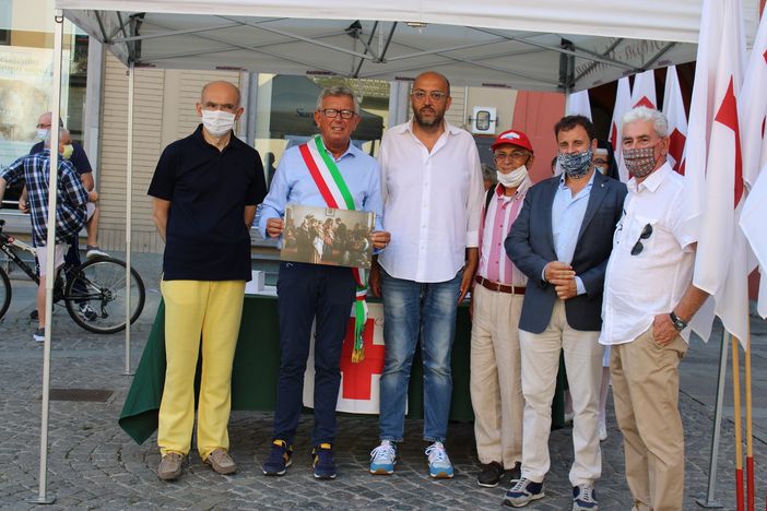 &quot;La Vaccinazione&quot; di Demetrio Cosola