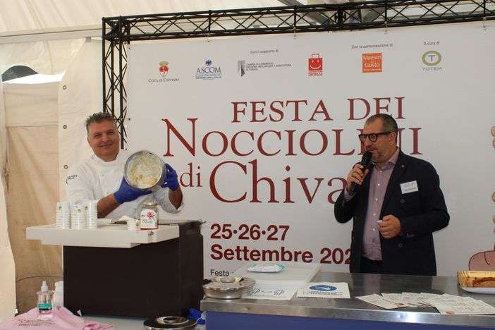 Festa dei Nocciolini ai nastri di partenza: street food e musica in via Po