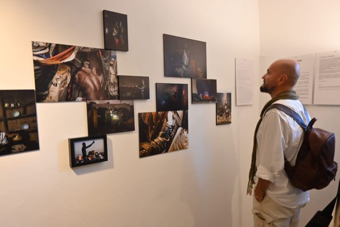 Le foto di Stefano Stranges in mostra con “Homeland” a Pino Torinese Le foto di Stefano Stranges in mostra con “Homeland” a Pino Torinese