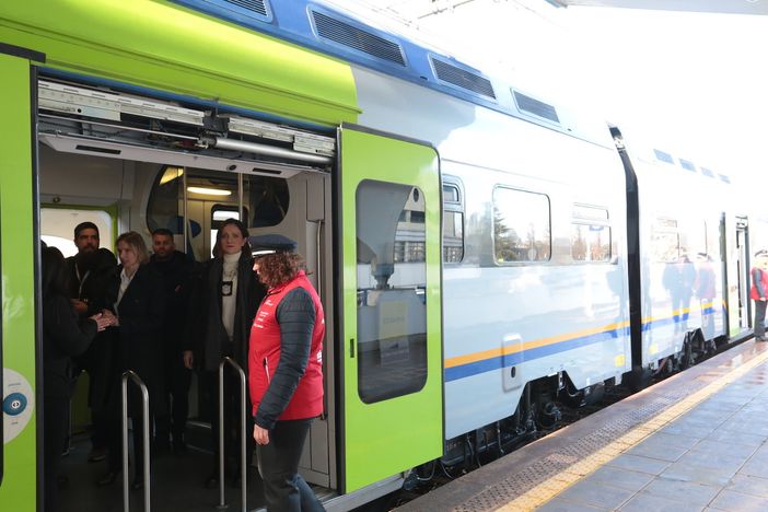 Ferrovia Torino-Ivrea, Gabusi: "Da gennaio in funzione treni più capienti"