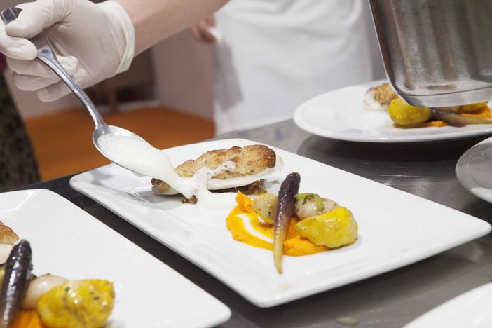 Gourmet Food Festival, il programma di domenica 24: in arrivo lo chef giapponese Hiroto Akama Gourmet Food Festival, il programma di domenica 24: in arrivo lo chef giapponese Hiroto Akama