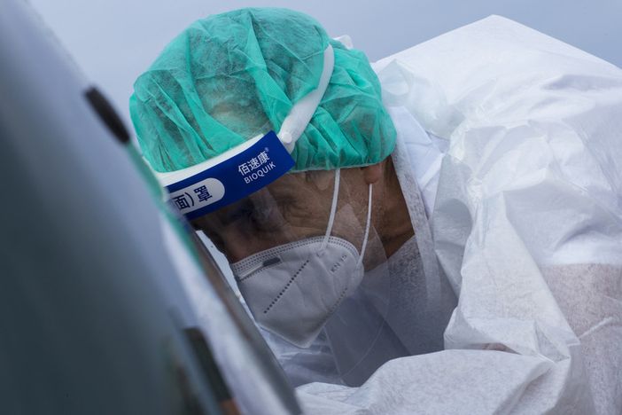 Covid, in Piemonte i numeri non calano ancora: 46 morti e 1.464 nuovi casi. Tre più di ieri in terapia intensiva