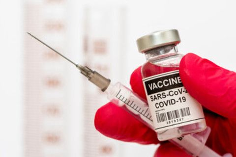 Covid, finalmente superata la soglia dei ventimila vaccinati in un solo giorno: oggi 21.974