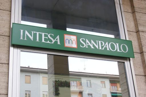 Intesa Sanpaolo proroga al 1° giugno la scadenza dei prestiti su pegno prevista tra il 9 marzo e il 30 aprile