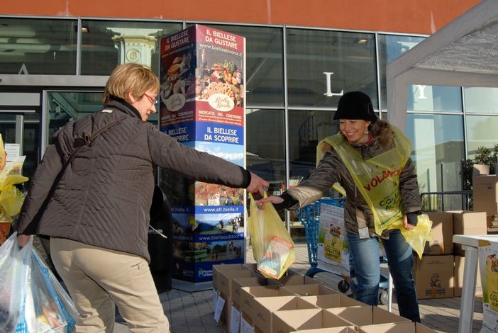 volontaria banco alimentare volontaria banco alimentare