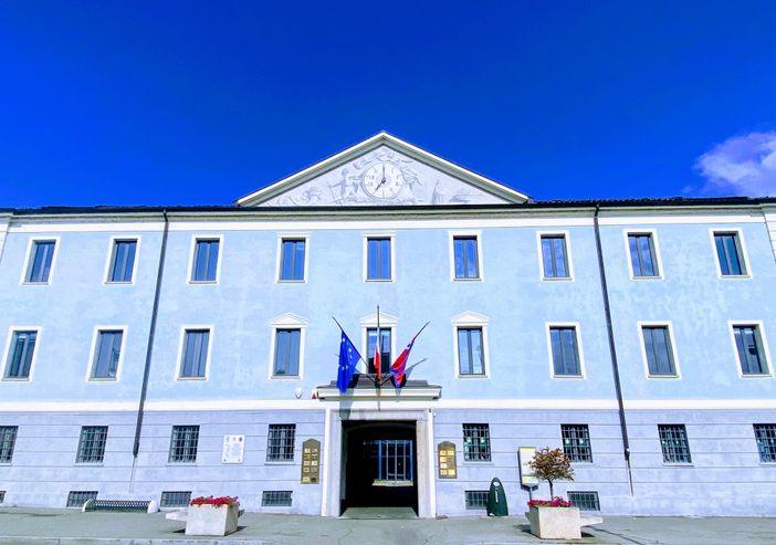 Aumento Tari 2025 a Chivasso, Ascom Confcommercio all'attacco Aumento Tari 2025 a Chivasso, Ascom Confcommercio all'attacco