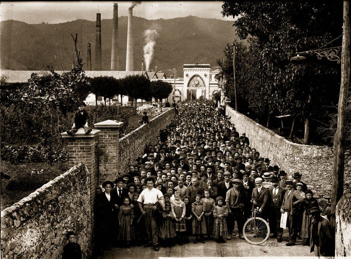 Intesa Sanpaolo garantisce 10 milioni di finanziamento alla Zegna Baruffa Lane di Borgosesia Intesa Sanpaolo garantisce 10 milioni di finanziamento alla Zegna Baruffa Lane di Borgosesia