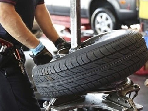 cambio gomme cambio gomme