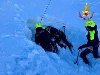 Travolti da valanghe, quattro morti in Trentino e Valtellina Travolti da valanghe, quattro morti in Trentino e Valtellina