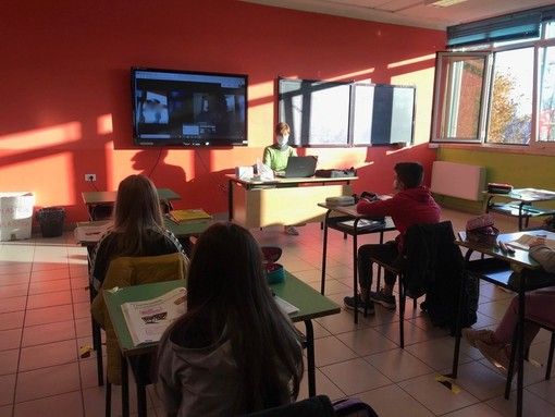 Aula scolastica con studenti