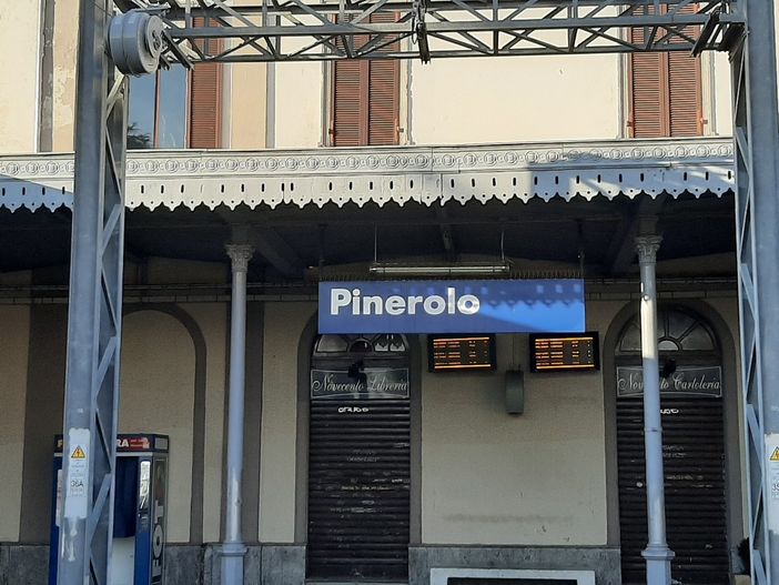 La protesta dei Comuni della Pinerolo-Chivasso: “Rischiamo di restare isolati” La protesta dei Comuni della Pinerolo-Chivasso: “Rischiamo di restare isolati”