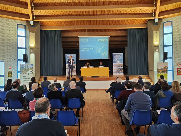 Cirio incontra i sindaci del Canavese ad Agliè: &quot;8,5 milioni per lo sviluppo del territorio&quot;