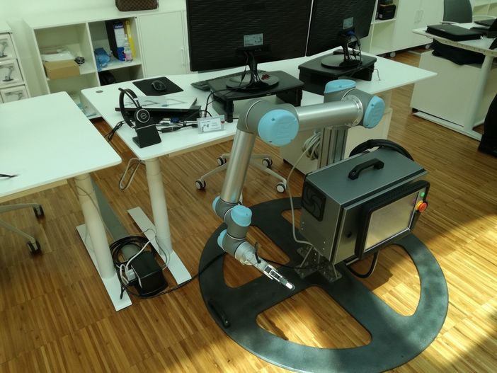 robot industriale