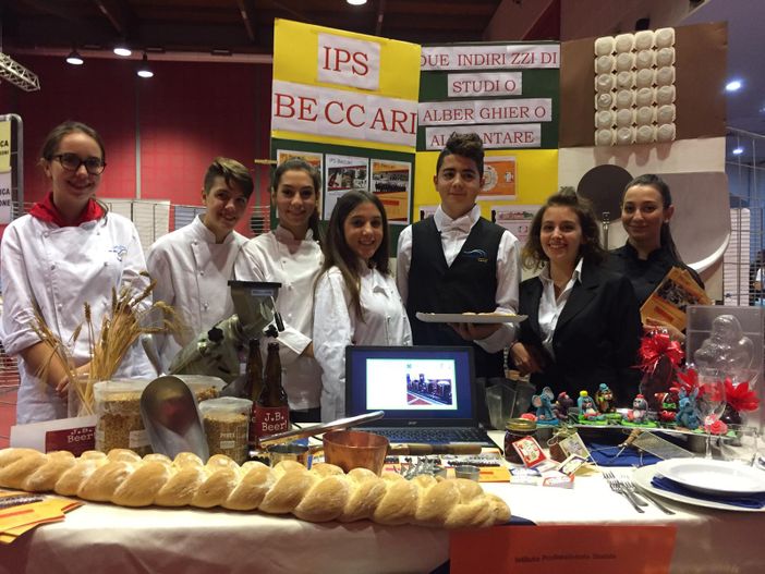 Venaria: al Salone dell’Orientamento l’IPS Beccari presenta il corso di Tecnico dell’Industria Alimentare