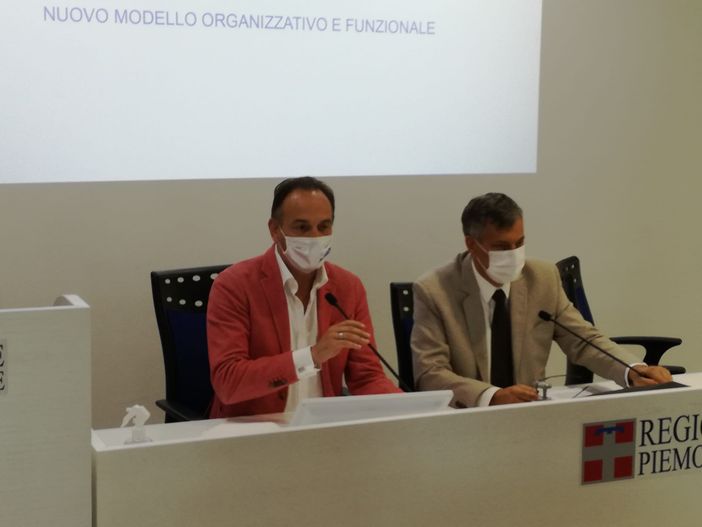 Green Pass e vaccini, in Piemonte è effetto-Draghi: "Da ieri sera raddoppiate le preadesioni ora dopo ora" Green Pass e vaccini, in Piemonte è effetto-Draghi: "Da ieri sera raddoppiate le preadesioni ora dopo ora"
