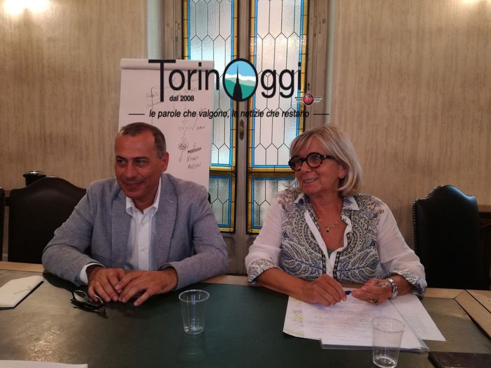 Saldi mai visti prima ai blocchi di partenza: Torino pronta a spendere circa 200 euro a famiglia, con la novità del commercio elettronico