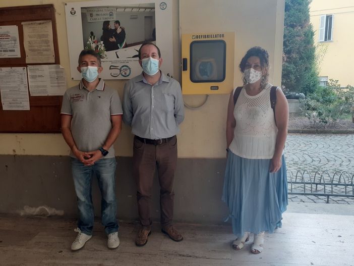 Caselle più cardioprotetta, installato defibrillatore sotto i portici di piazza Europa