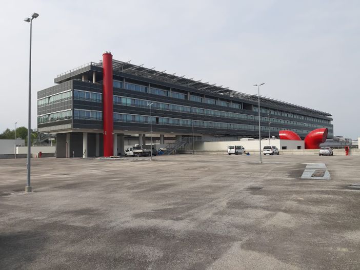 Mancano medici e infermieri, non decolla il "covid hospital" di Verduno