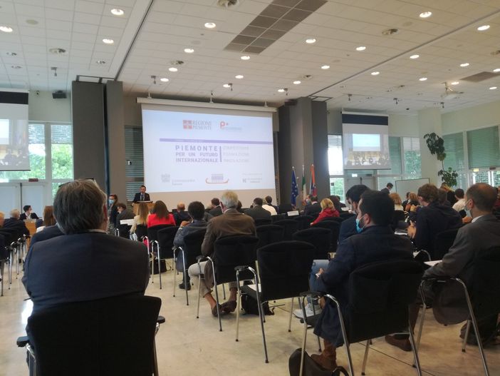 Convegno sul futuro internazionale del Piemonte Convegno sul futuro internazionale del Piemonte