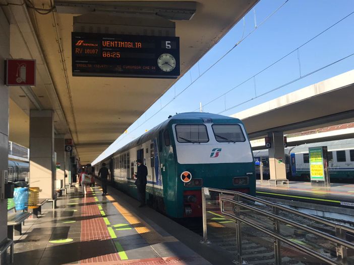 Il trasporto pubblico a caccia di buoni voti: più mezzi in strada per il primo giorno di scuola Il trasporto pubblico a caccia di buoni voti: più mezzi in strada per il primo giorno di scuola