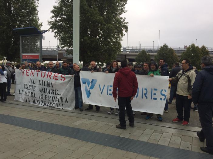 Ex Embraco, Olisistem e Mahle: tre istantanee di una Torino in lotta per il lavoro [FOTO e VIDEO]