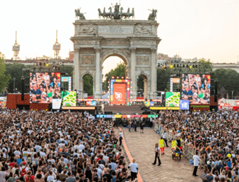Milano esplode di musica, due serate da record con Party Like a Deejay Milano esplode di musica, due serate da record con Party Like a Deejay