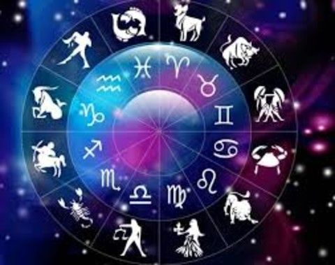 L'oroscopo di Corinne: ecco cosa dicono le stelle