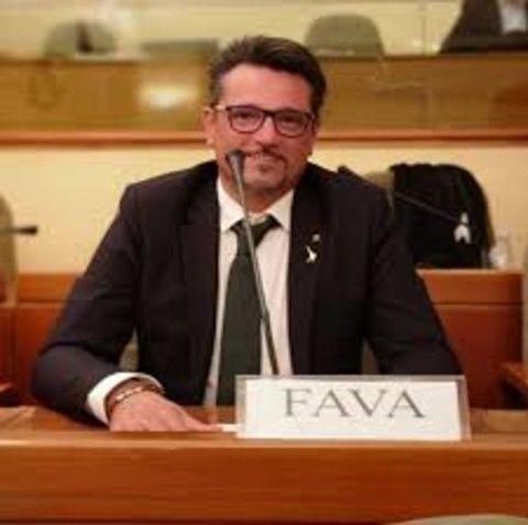Fava (Lega Salvini Piemonte): “In arrivo 27 milioni di euro di rimborsi per i viaggiatori" Fava (Lega Salvini Piemonte): “In arrivo 27 milioni di euro di rimborsi per i viaggiatori"