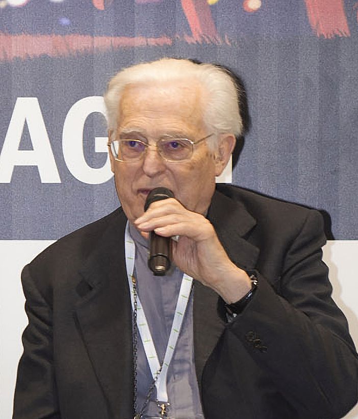 Torino: al Duomo la presentazione del libro "Le Vocazioni Adulte - ricordi di un seminario innovativo, un'esperienza ancora attuale da trasmettere" Torino: al Duomo la presentazione del libro "Le Vocazioni Adulte - ricordi di un seminario innovativo, un'esperienza ancora attuale da trasmettere"