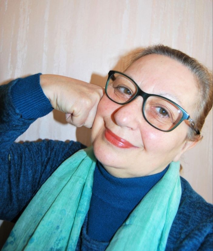 Antonella Biuso espone nella Galleria di Palazzo Santa Chiara a Chivasso Antonella Biuso espone nella Galleria di Palazzo Santa Chiara a Chivasso