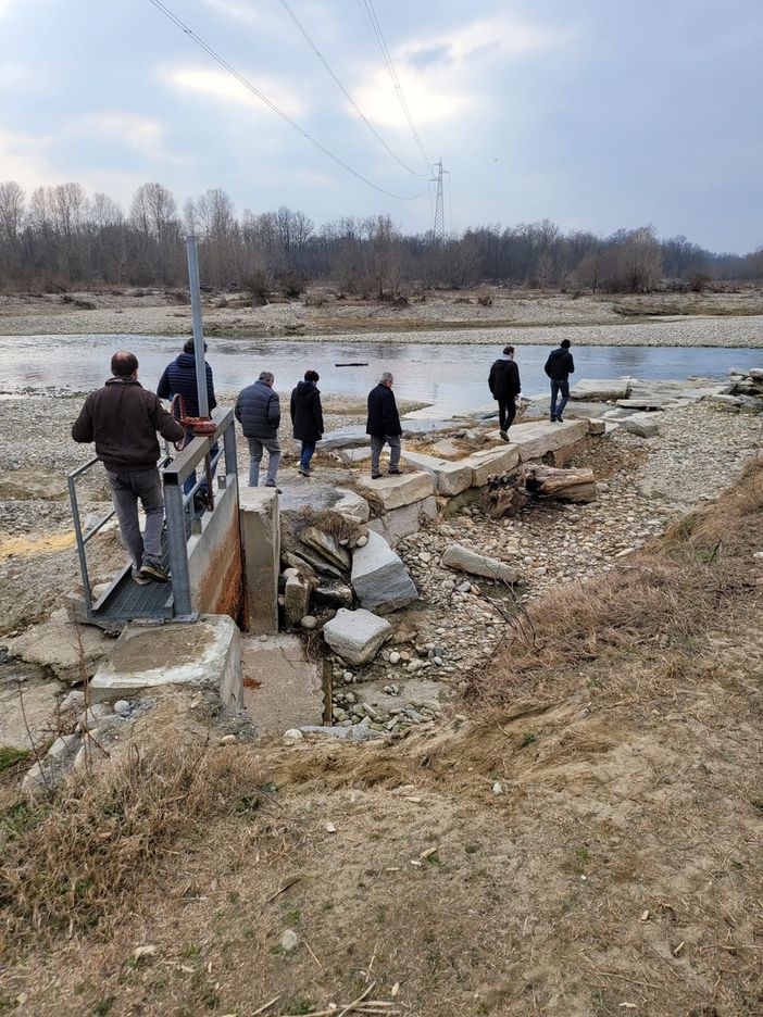 Un momento del sopralluogo Un momento del sopralluogo