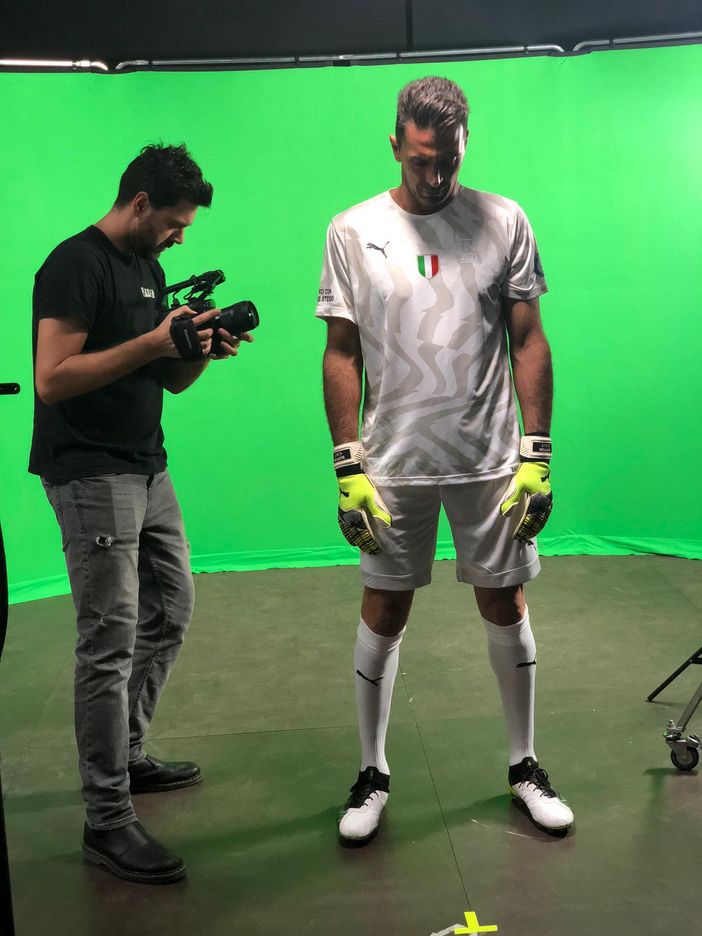Buffon e Chiellini scendono in campo al fianco degli Insuperabili Buffon e Chiellini scendono in campo al fianco degli Insuperabili