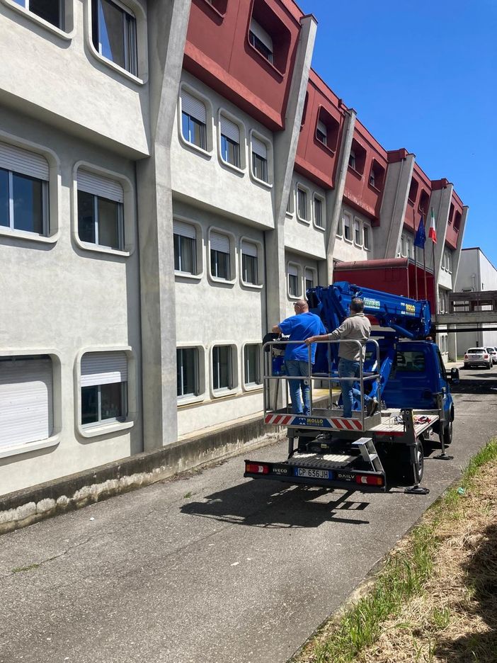 Scuole, infiltrazioni all’Istituto Cena di Ivrea per le forti piogge Scuole, infiltrazioni all’Istituto Cena di Ivrea per le forti piogge